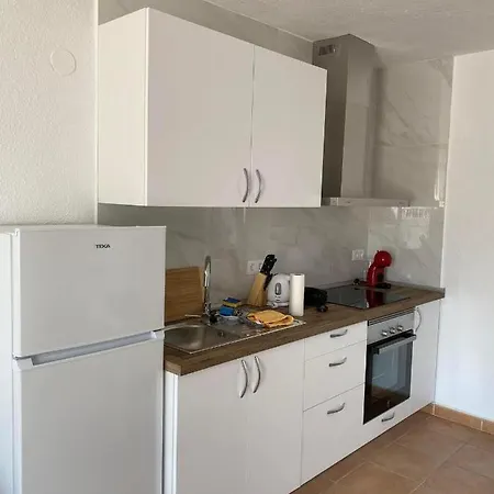 Modern And Airy With Private Parking * Torrevieja